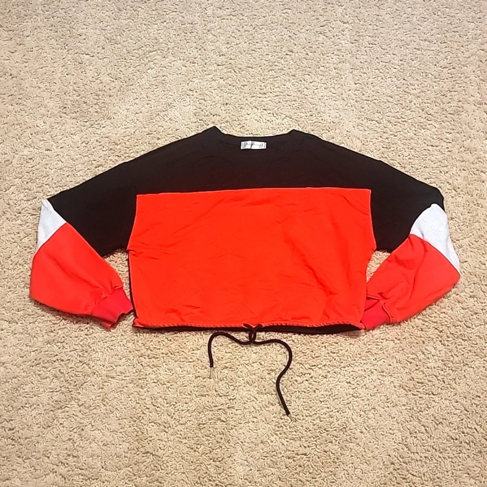 Multicolor Drawstring Crop Top - Picture 1 of 2
